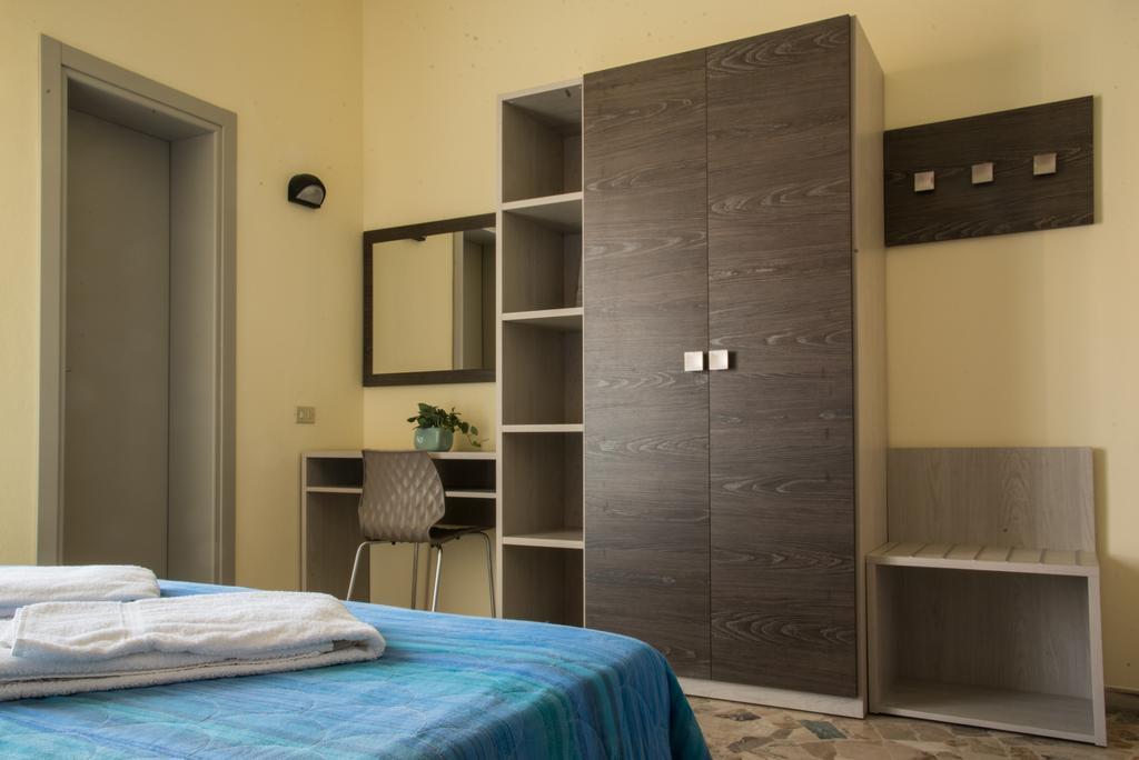 Hotel Mirage Bellaria-Igea Marina Buitenkant foto
